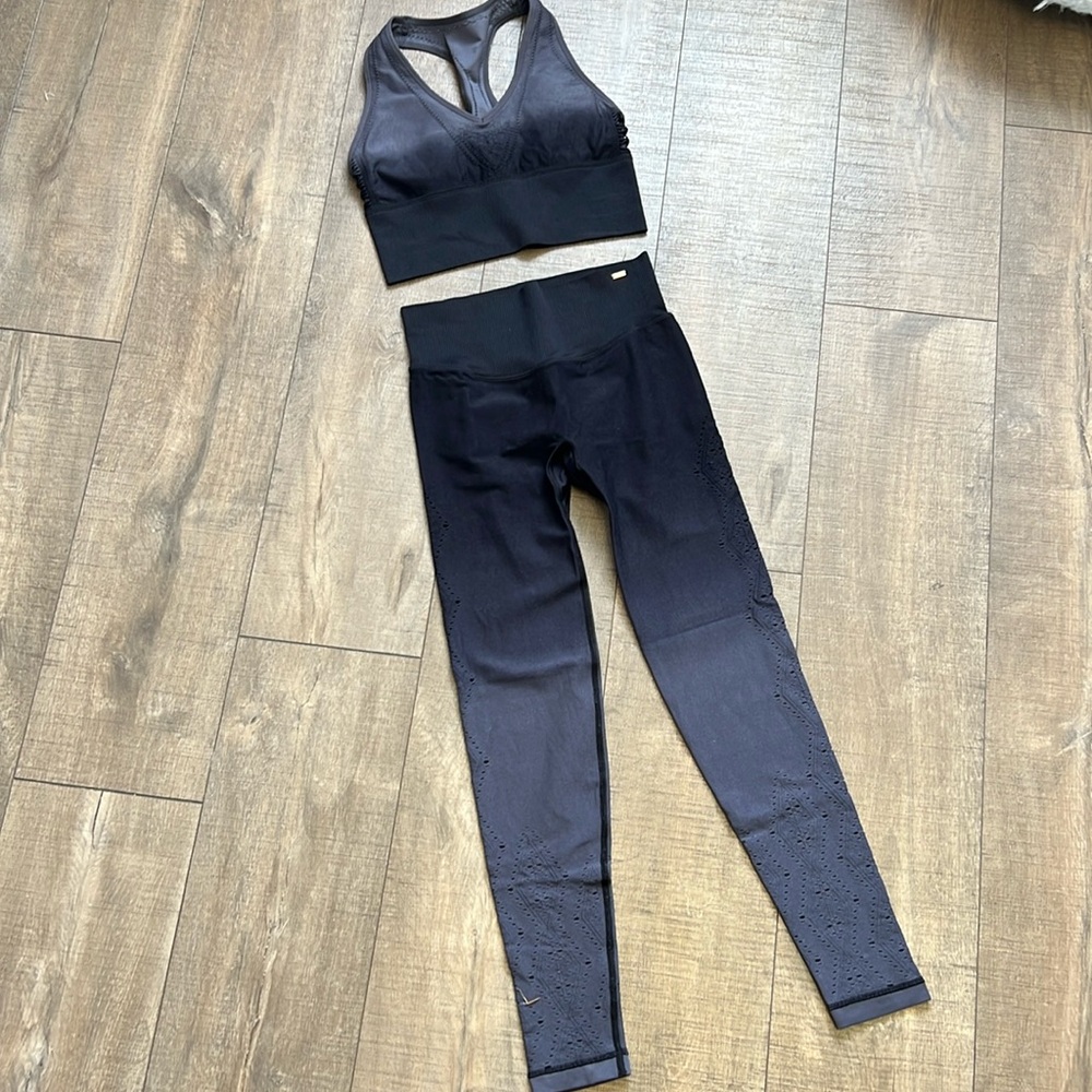 PINK Victoria’s Secret Ombré Black Gray Laser Cut-Out Seamless Bra & Leggings